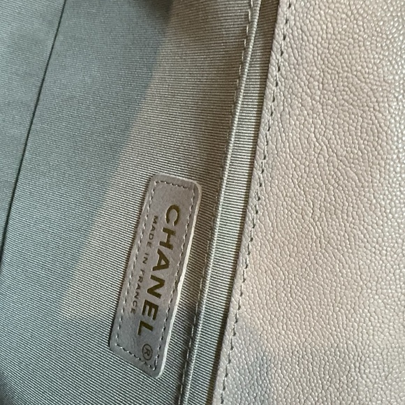 Chanel le boy - Picture 11 of 13